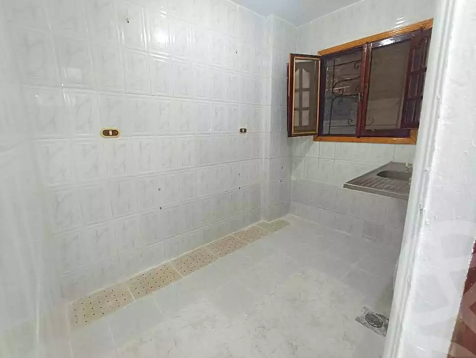 https://aqarmap.com.eg/ar/listing/7203434-for-sale-alexandria-al-agamy-shataa-el-nakheel