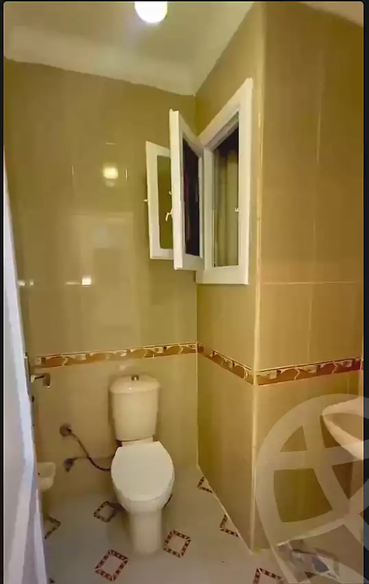 https://aqarmap.com.eg/en/listing/7203978-for-sale-alexandria-al-agamy-el-kilo-21