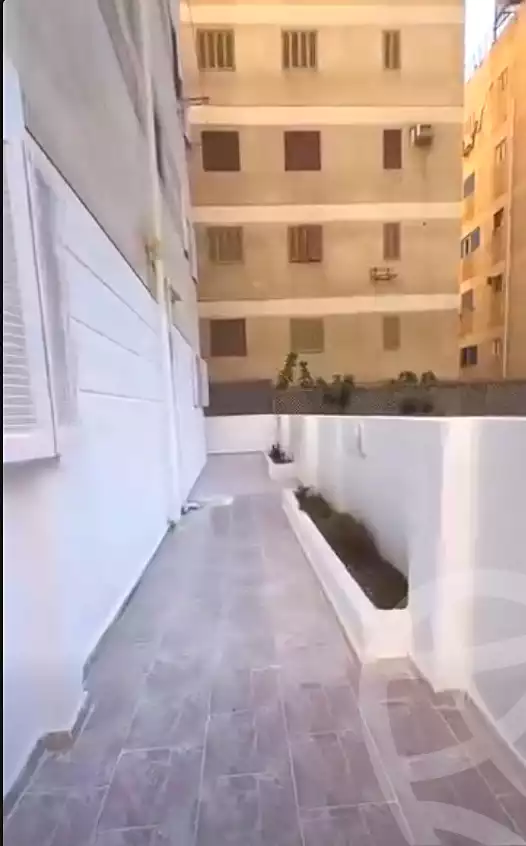 https://aqarmap.com.eg/en/listing/7203985-for-sale-alexandria-al-agamy-shataa-el-nakheel