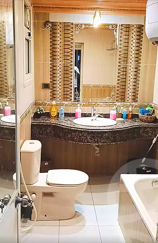 https://aqarmap.com.eg/en/listing/7204014-for-sale-cairo-ain-shams-ain-shams-el-sharkia-el-eshrein-stt