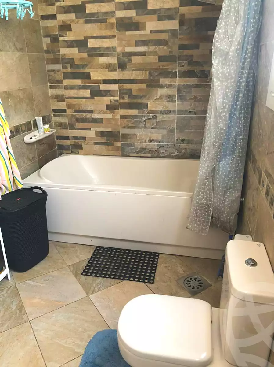 5 BR Villa in Beverly Hills, photo 15 of 18
