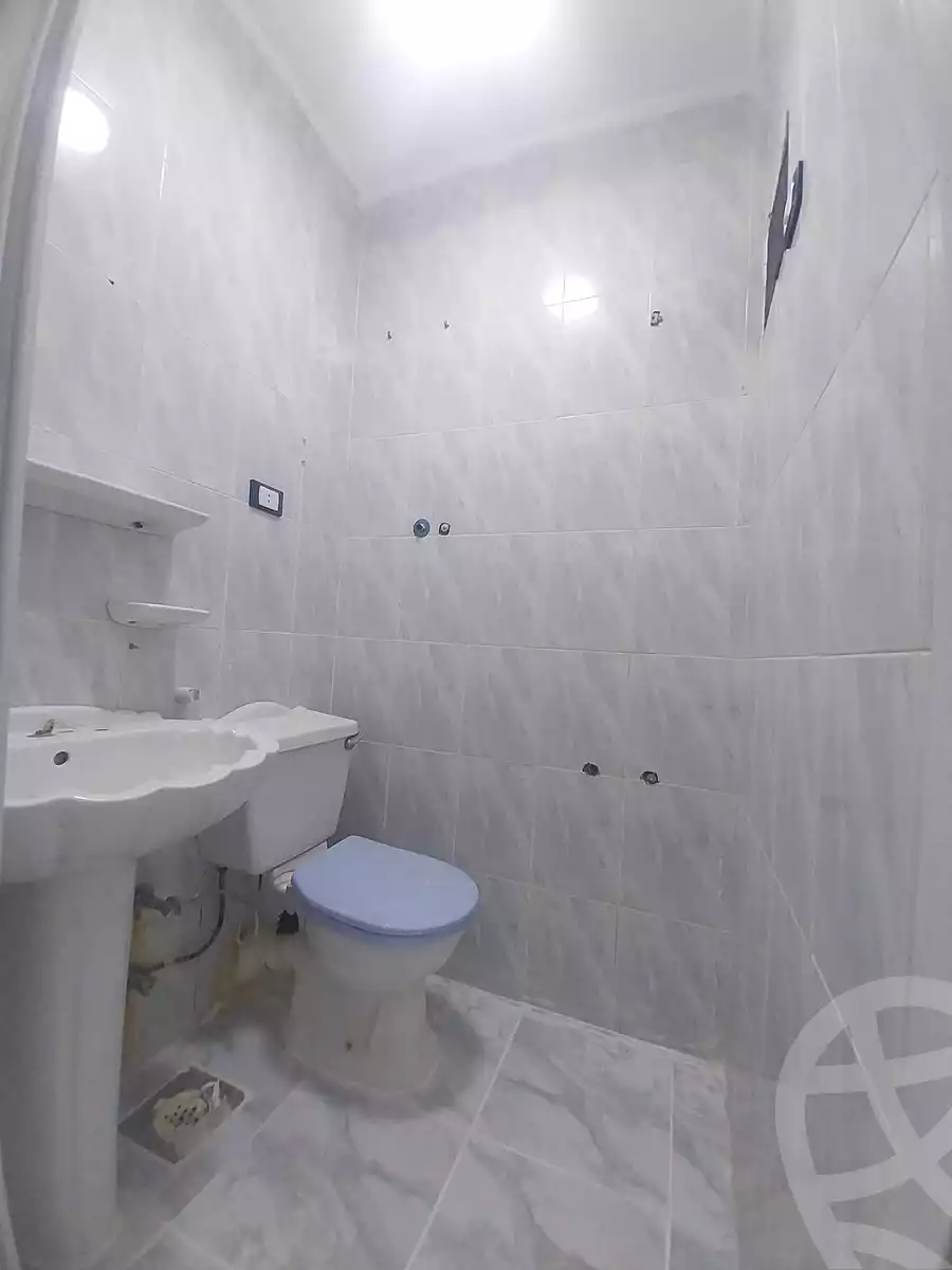 https://aqarmap.com.eg/ar/listing/7204396-for-sale-alexandria-al-agamy-shataa-el-nakheel