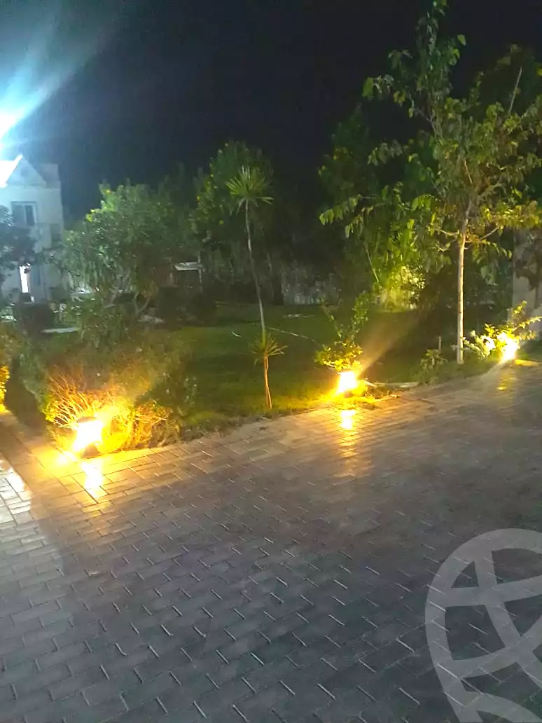 فيلا بـ١٠ غرف نوم في الريف الاوربي، صورة ١٢ من ٢٦