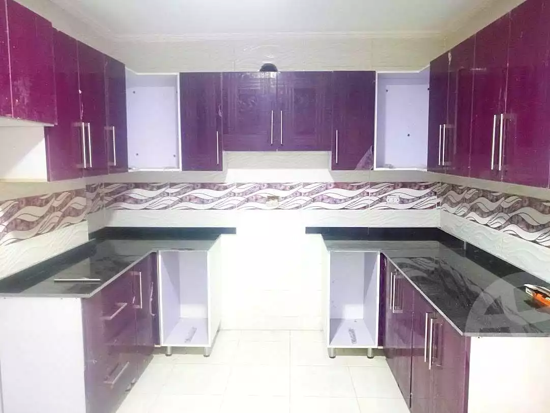 https://aqarmap.com.eg/ar/listing/7204846-for-sale-cairo-helwan-kwrnysh-hlwn