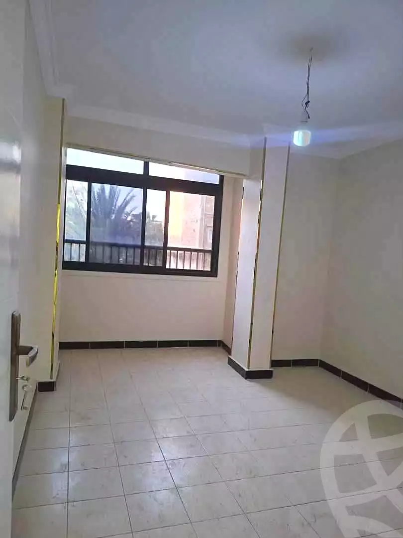https://aqarmap.com.eg/ar/listing/7204898-for-sale-cairo-helwan-helwan-el-sharkeya-abd-el-rahman-pasha-st