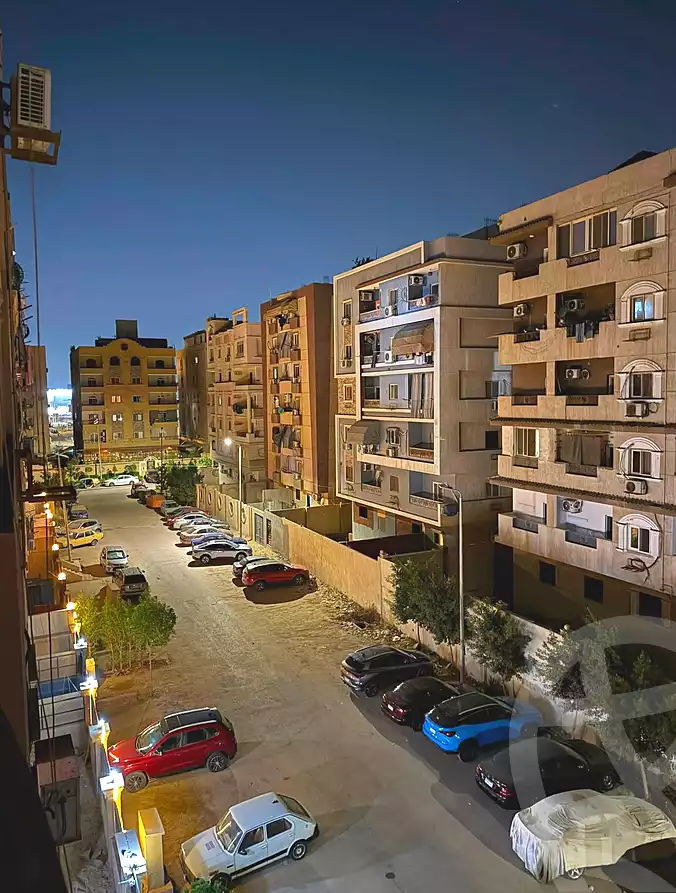 https://aqarmap.com.eg/en/listing/7205236-for-sale-cairo-15th-of-may-Neighbourhood 10