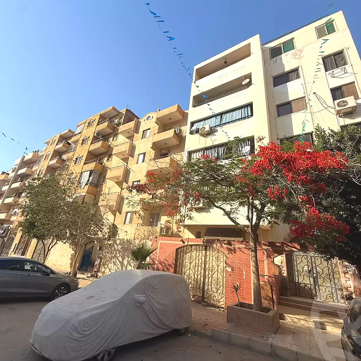 https://aqarmap.com.eg/ar/listing/7205318-for-sale-cairo-6th-of-october-mntq-fr-y-b-6-ktwbr