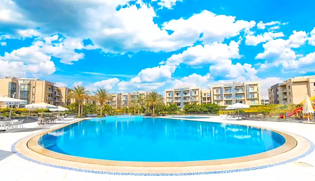 https://aqarmap.com.eg/ar/listing/7205577-for-sale-cairo-new-cairo-compounds-galleria-moon-valley-compound-arabia