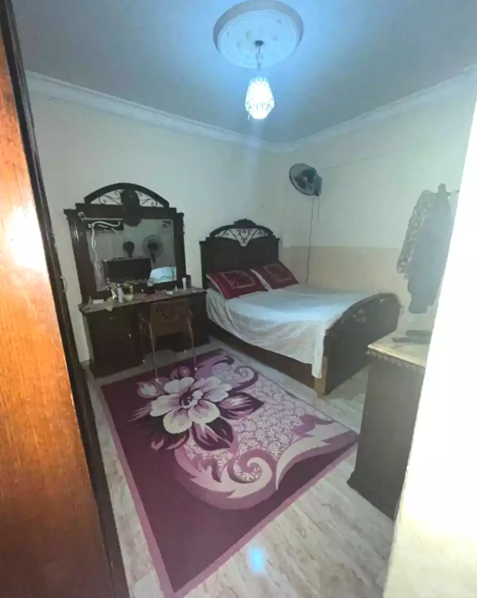 https://aqarmap.com.eg/ar/listing/7205728-for-sale-alexandria-moharram-bey-ali-al-askandarani-st