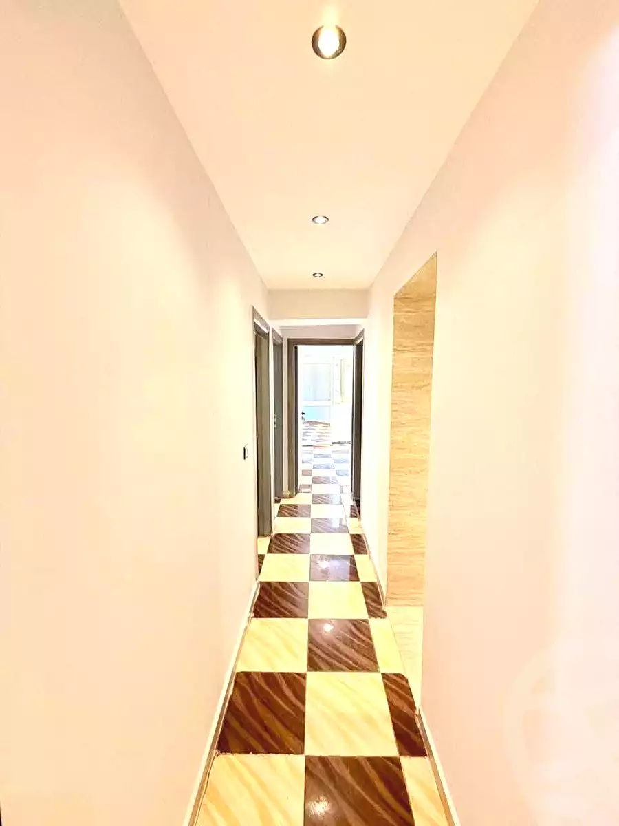 https://aqarmap.com.eg/en/listing/7205878-for-sale-alexandria-sydy-bshr-sydy-bshr-bhry-shr-khld-bn-lwlyd