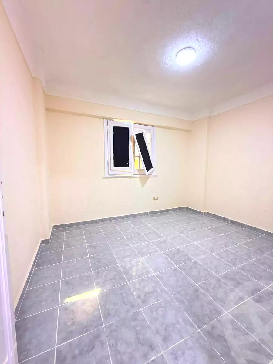 https://aqarmap.com.eg/ar/listing/7205948-for-sale-alexandria-al-agamy-shataa-el-nakheel