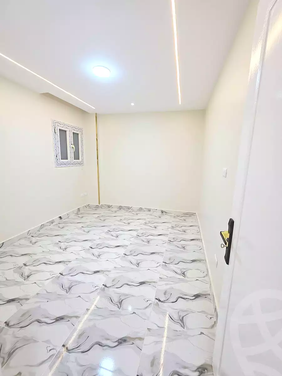 https://aqarmap.com.eg/ar/listing/7205975-for-sale-alexandria-sydy-bshr-sydy-bshr-bhry-shr-mhmd-njyb
