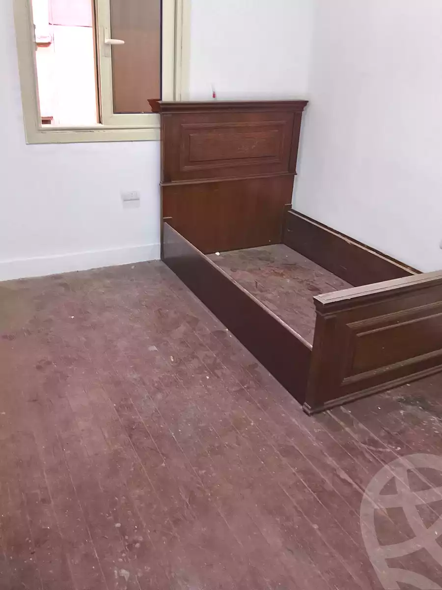 https://aqarmap.com.eg/ar/listing/7205996-for-sale-alexandria-sydy-bshr-sydy-bshr-bhry-gamal-abd-el-nasir-st