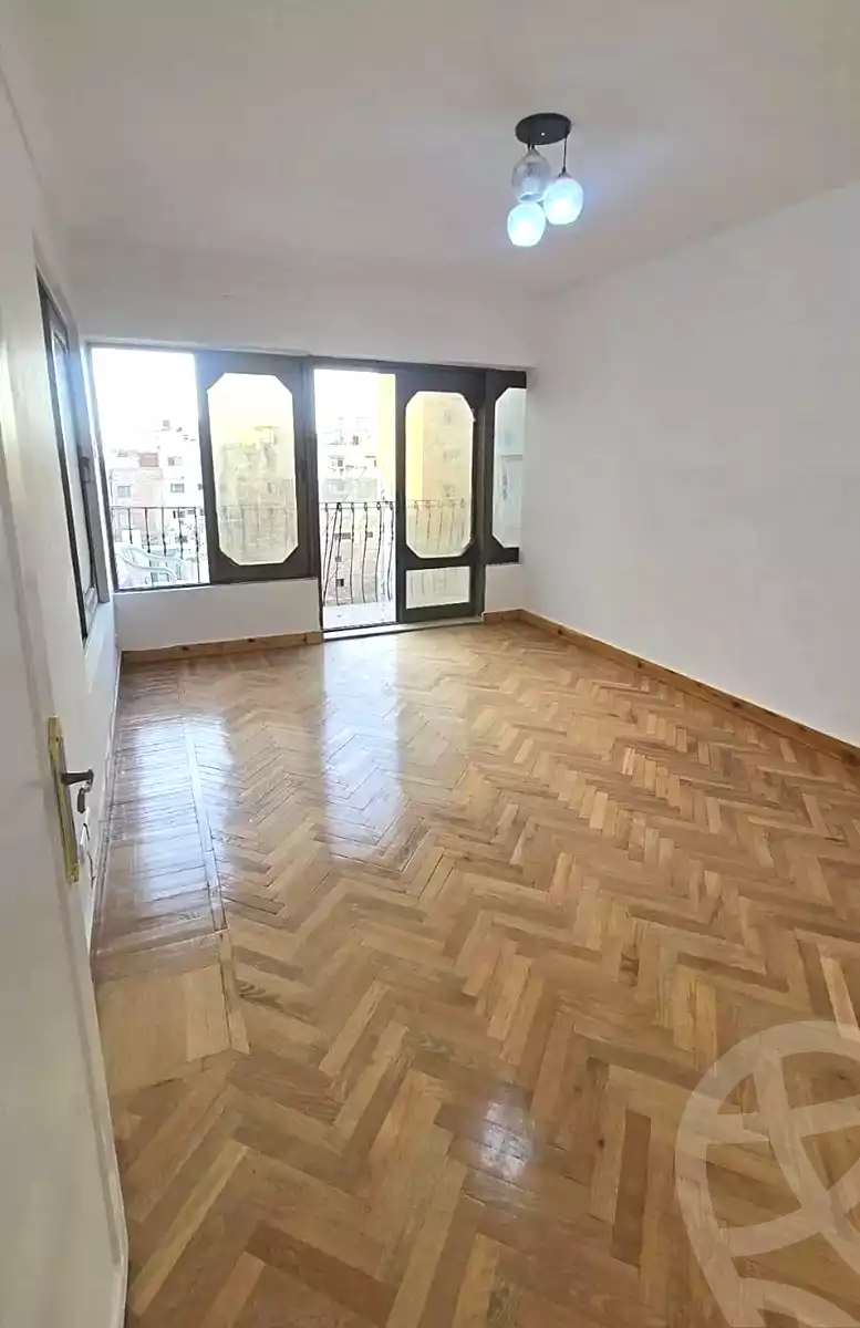 https://aqarmap.com.eg/ar/listing/7206174-for-sale-alexandria-el-mandara-shr-jml-bd-lnsr