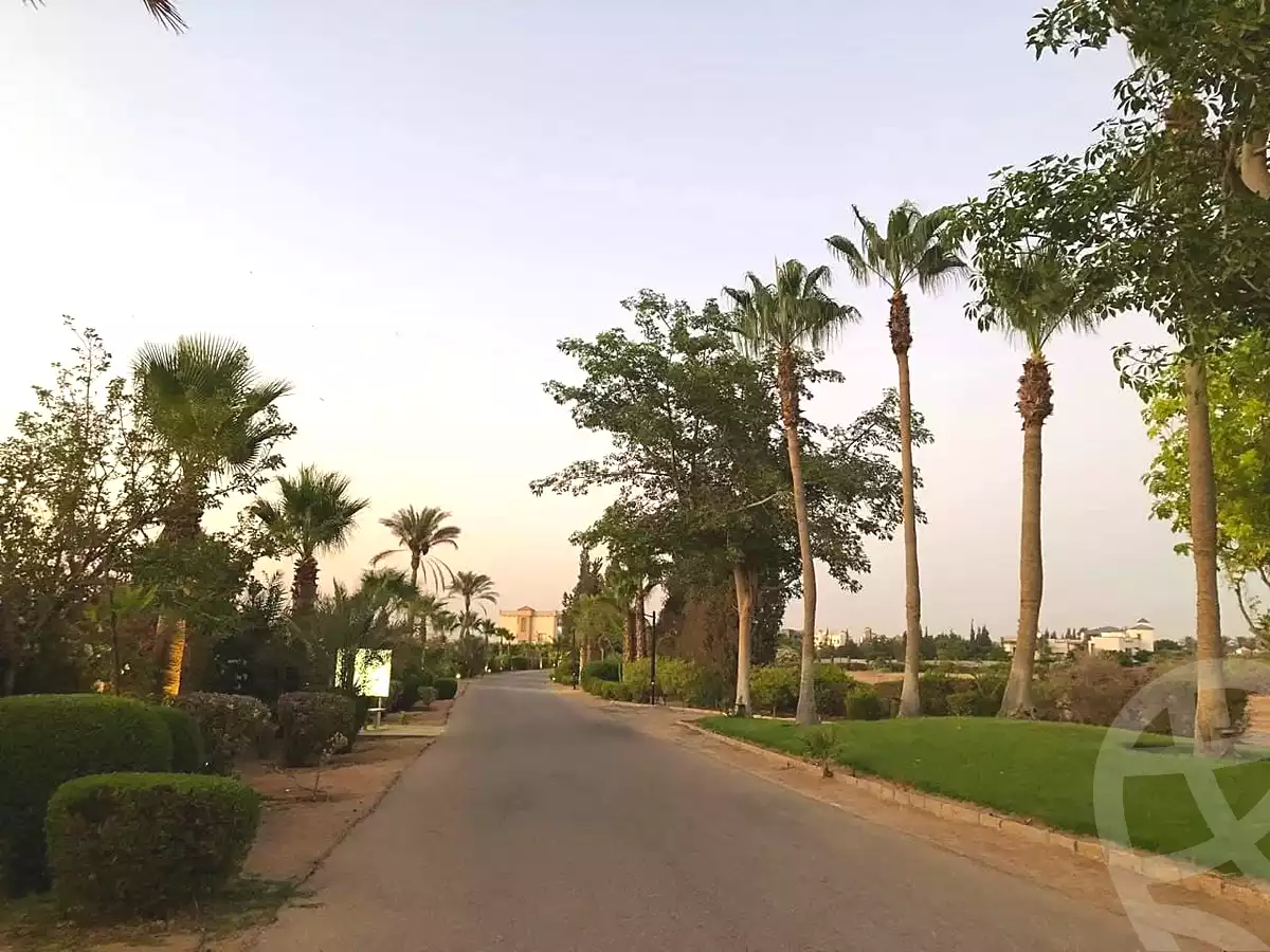 https://aqarmap.com.eg/ar/listing/7206560-for-sale-cairo-el-sheikh-zayed-city-lshykh-zyd-ljdyd-ofok-1