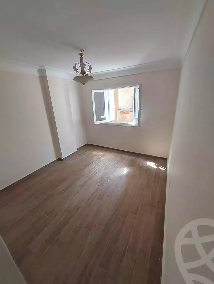 https://aqarmap.com.eg/ar/listing/7206631-for-sale-alexandria-sydy-bshr-sydy-bshr-bhry