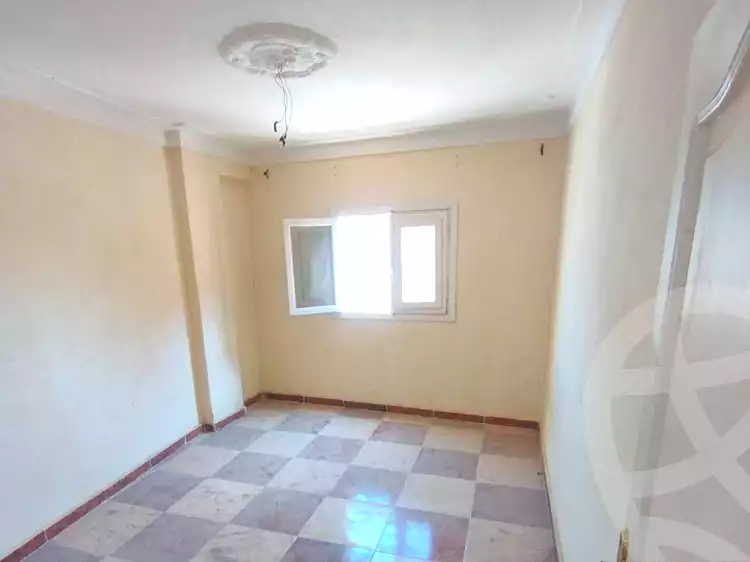 https://aqarmap.com.eg/ar/listing/7205842-for-sale-alexandria-al-agamy-el-hanouvel-el-kholafaa-el-rashdeen-st