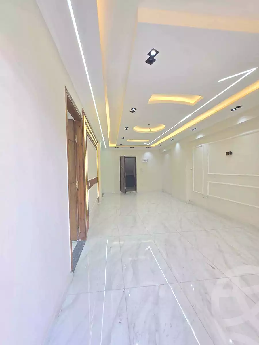 https://aqarmap.com.eg/ar/listing/7206869-for-sale-alexandria-sydy-bshr-sydy-bshr-bhry-shr-mhmwd-l-yswy