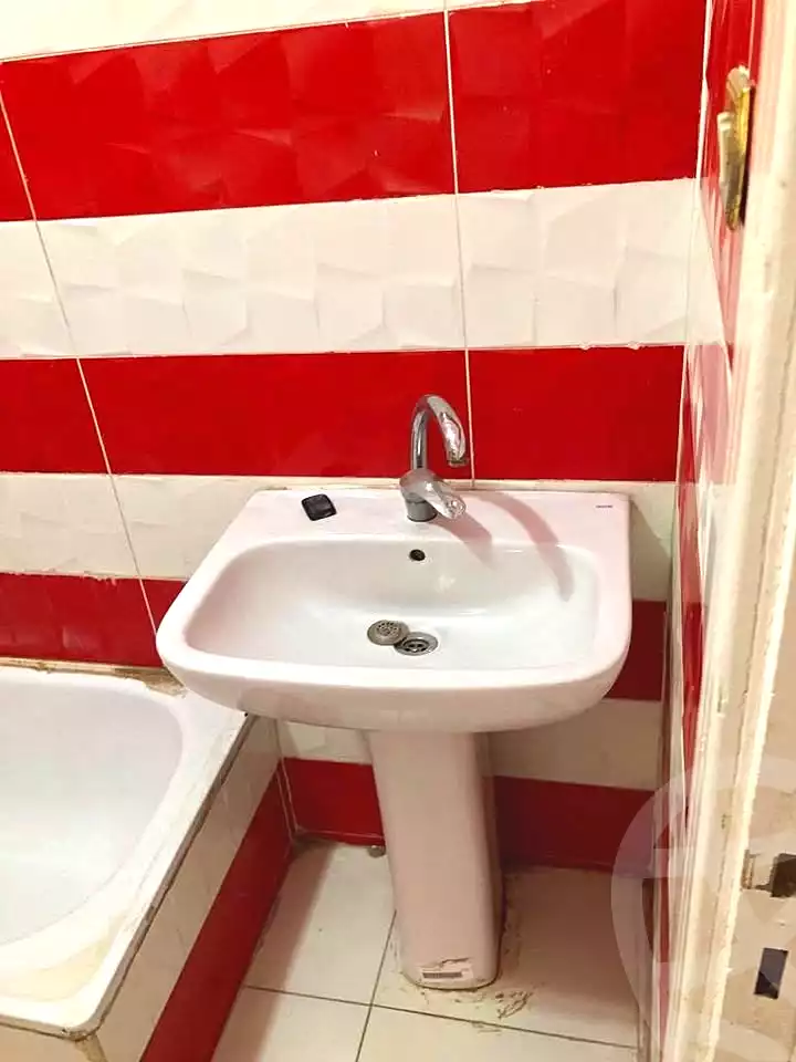 https://aqarmap.com.eg/en/listing/7207201-for-rent-cairo-el-haram-shareaa-el-talateny