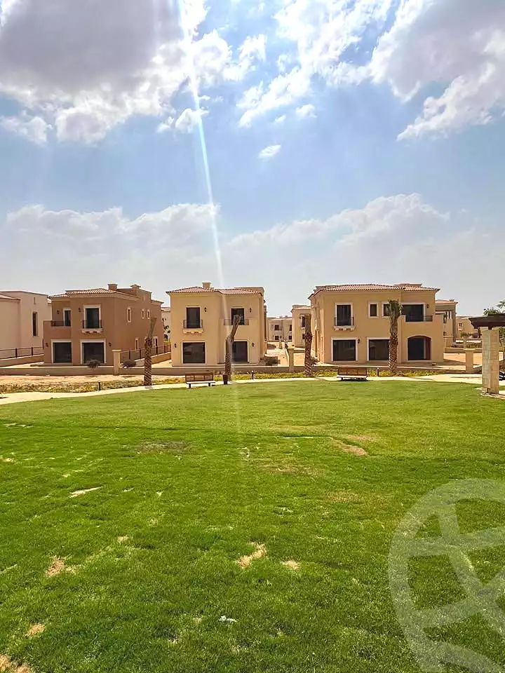 https://aqarmap.com.eg/en/listing/7207401-for-sale-cairo-new-cairo-compounds-city-gate-sapphire-city-gate