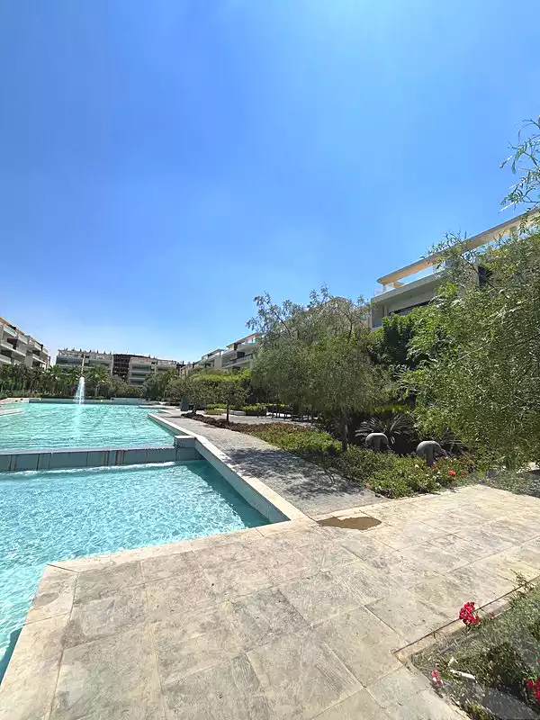 https://aqarmap.com.eg/ar/listing/7207463-for-sale-cairo-new-cairo-compounds-lakeview-residence