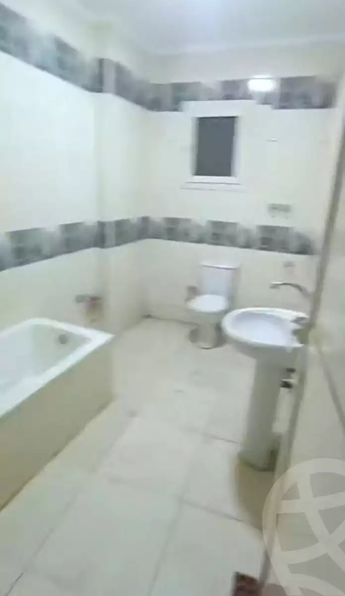 https://aqarmap.com.eg/ar/listing/7207484-for-rent-cairo-ain-shams-yn-shms-lgrby-el-tawfikeya-st