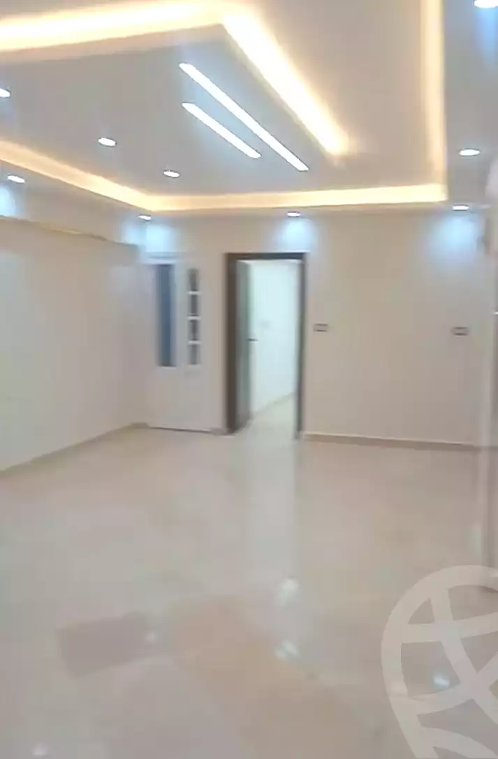 https://aqarmap.com.eg/en/listing/7207613-for-sale-alexandria-al-agamy-el-hanouvel-radwan-st