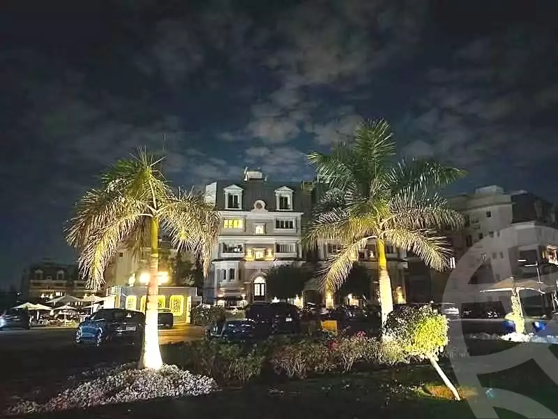 https://aqarmap.com.eg/ar/listing/7207662-for-sale-cairo-new-cairo-compounds-mountain-view-hyde-park