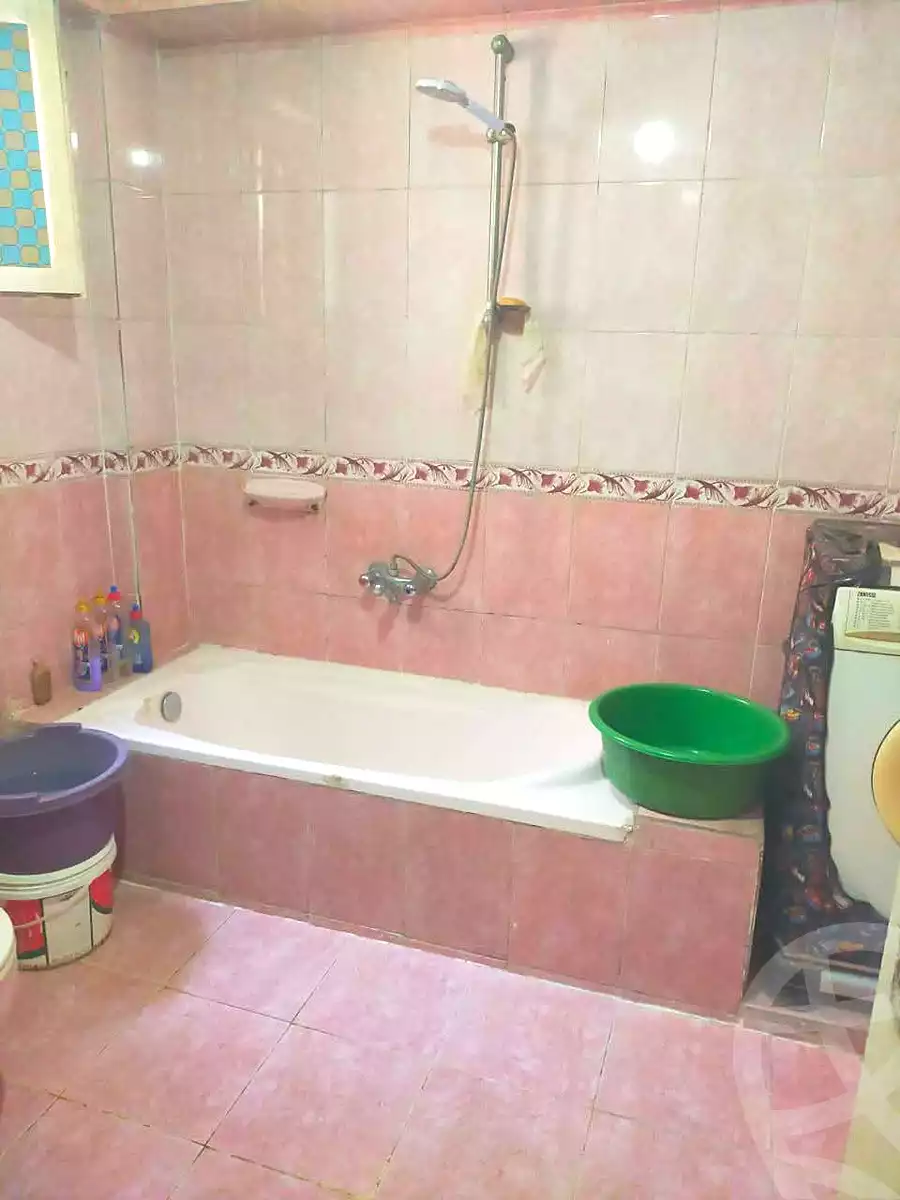 https://aqarmap.com.eg/ar/listing/7207714-for-sale-alexandria-al-agamy-lbytsh-qased-kareem-st