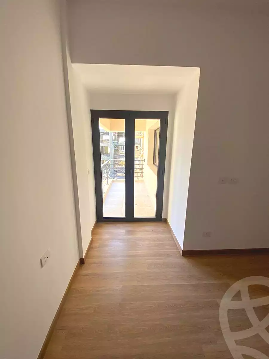 https://aqarmap.com.eg/ar/listing/7207754-for-rent-cairo-new-cairo-compounds-fyfth-skwyr-mwl-lmrsm-llttwyr
