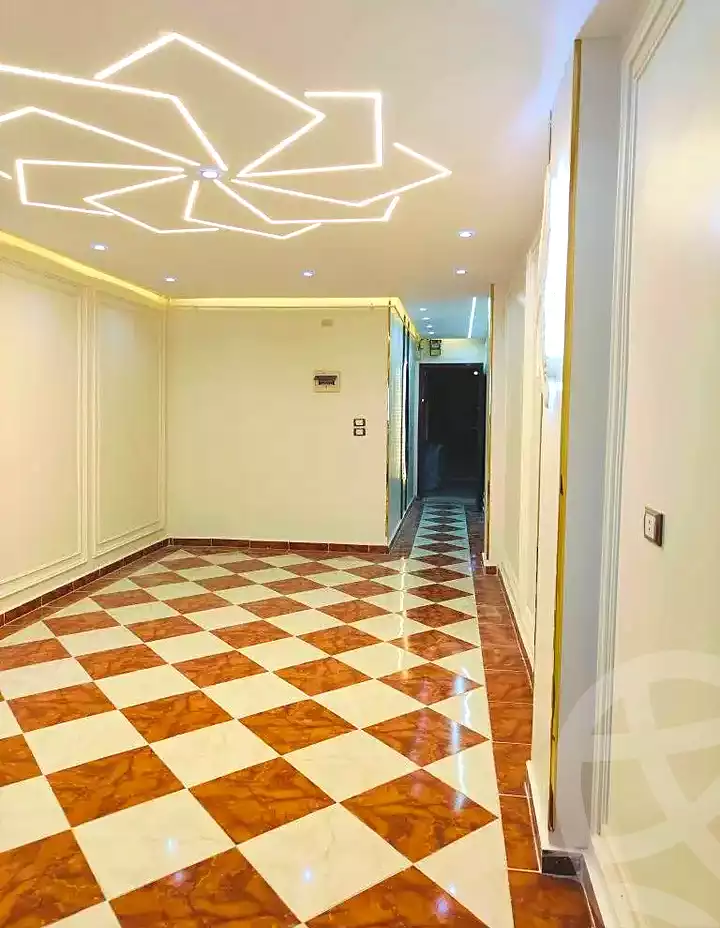 https://aqarmap.com.eg/en/listing/7207651-for-sale-alexandria-al-agamy-el-hanouvel-abo-el-shawareb-st