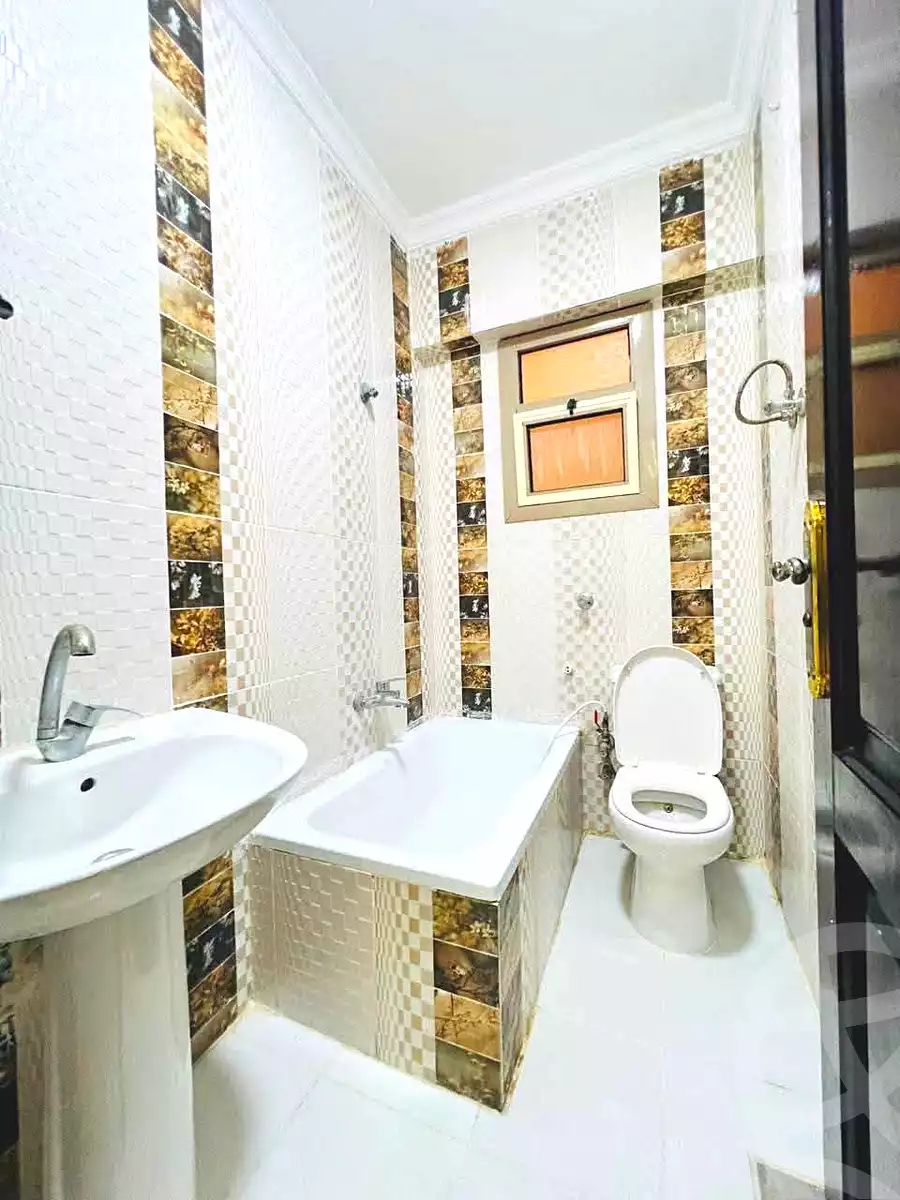https://aqarmap.com.eg/ar/listing/7207858-for-sale-alexandria-al-agamy