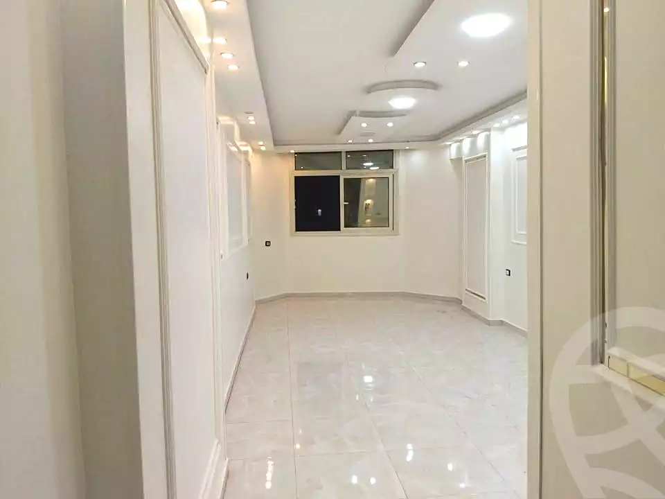 https://aqarmap.com.eg/ar/listing/7207896-for-sale-cairo-el-haram-shareaa-khatem-el-morsalen