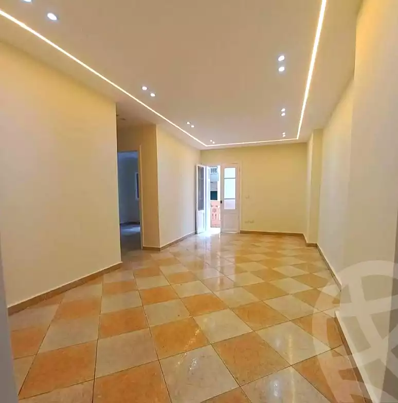 https://aqarmap.com.eg/ar/listing/7208018-for-sale-alexandria-el-asafra-shr-45