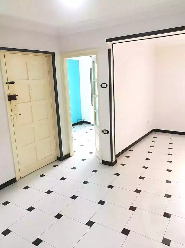 https://aqarmap.com.eg/ar/listing/7208214-for-sale-alexandria-sydy-bshr-sydy-bshr-bhry-sidi-beshr-mosque-st