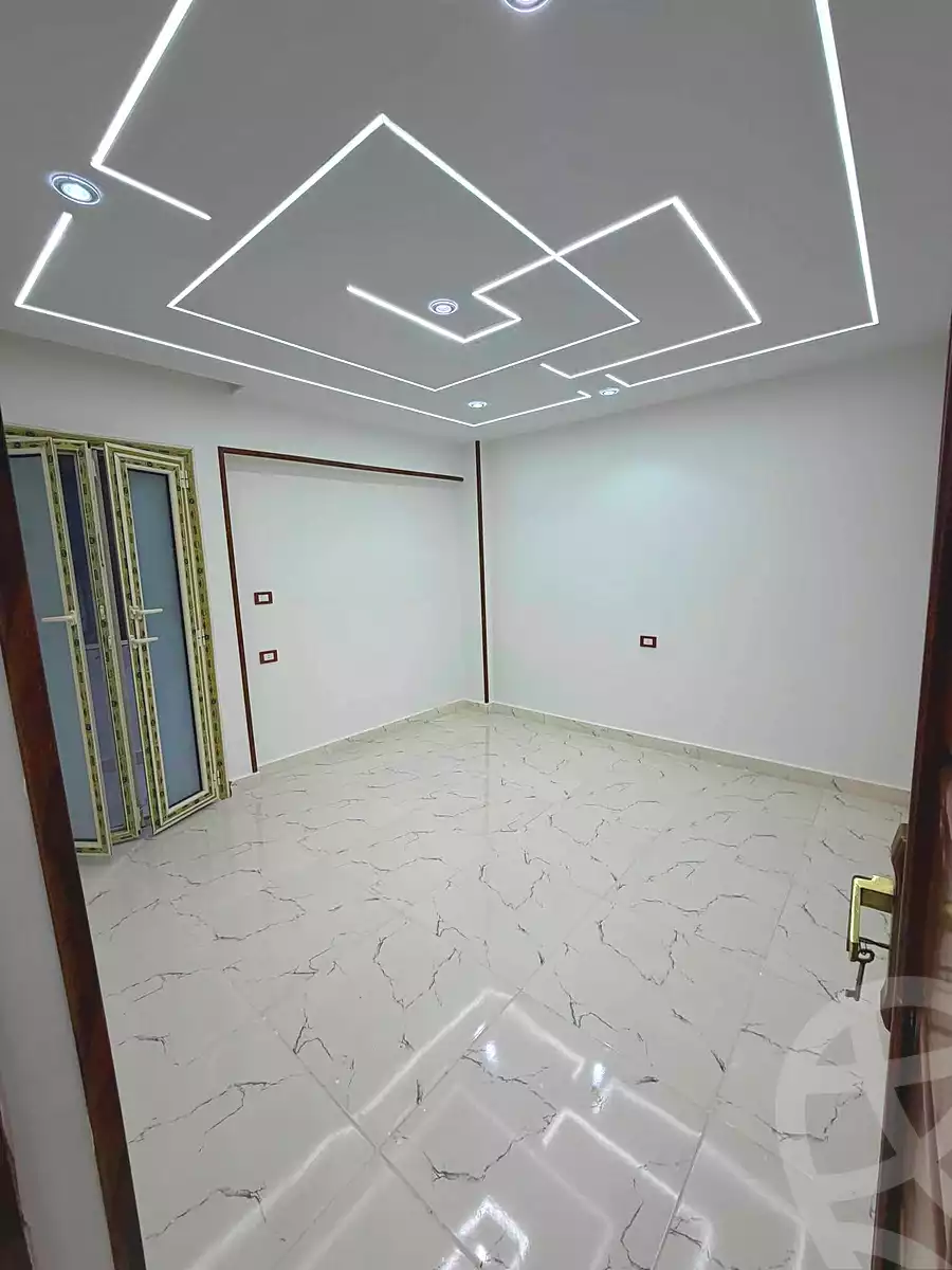 https://aqarmap.com.eg/ar/listing/7208345-for-sale-alexandria-lsywf-el-falki