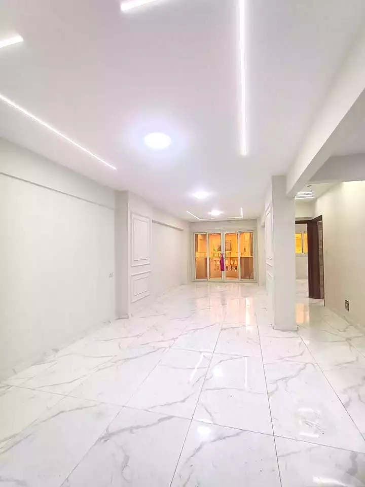 https://aqarmap.com.eg/ar/listing/7208394-for-sale-alexandria-al-agamy-bw-ywsf