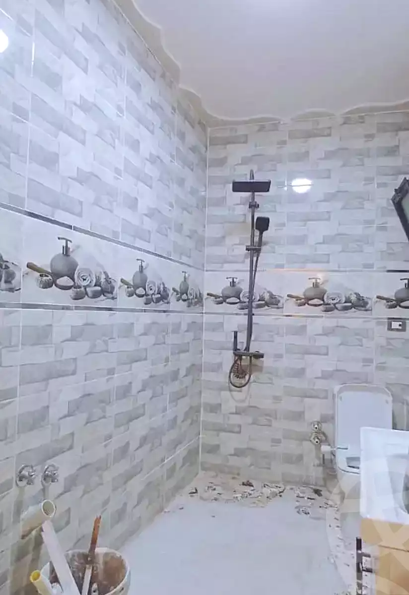 https://aqarmap.com.eg/ar/listing/7208461-for-sale-alexandria-al-agamy-lbytsh-mecca-st
