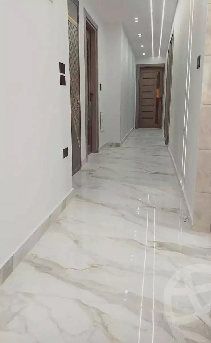 https://aqarmap.com.eg/ar/listing/7208475-for-rent-alexandria-moharram-bey