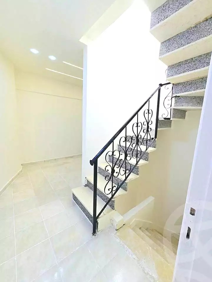 https://aqarmap.com.eg/ar/listing/7208480-for-sale-alexandria-al-agamy-shataa-el-nakheel