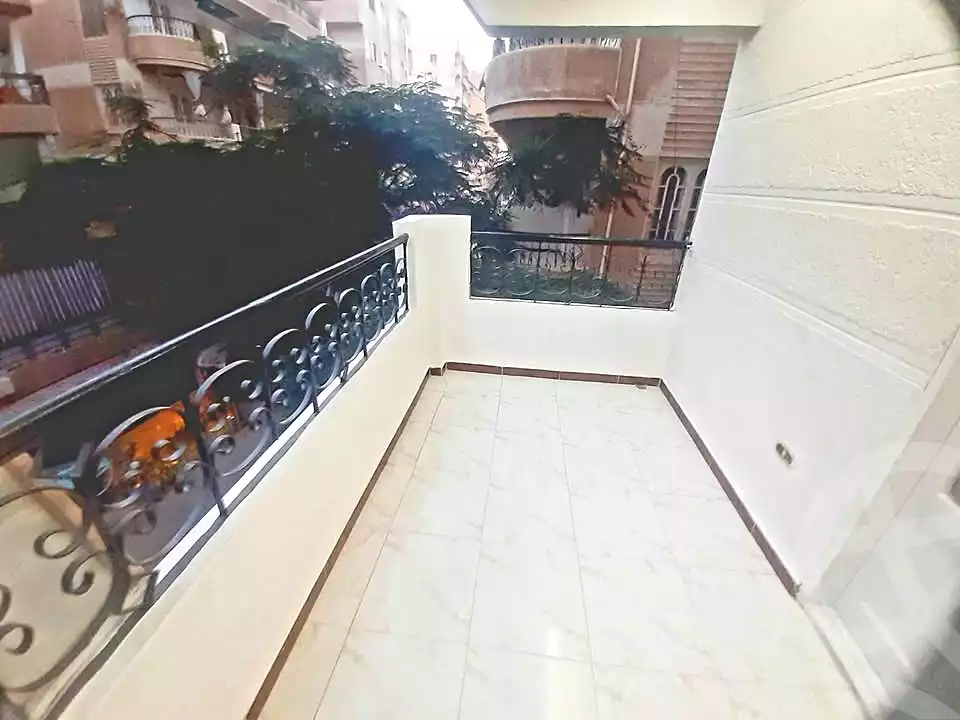 https://aqarmap.com.eg/en/listing/7208501-for-sale-alexandria-al-agamy-shataa-el-nakheel