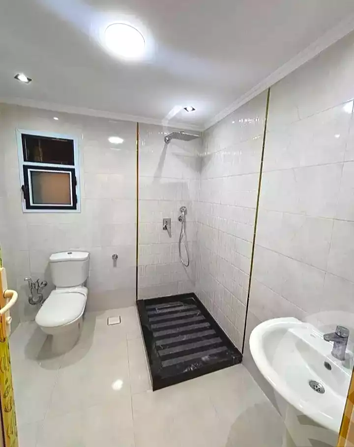 https://aqarmap.com.eg/ar/listing/7208571-for-sale-alexandria-miami