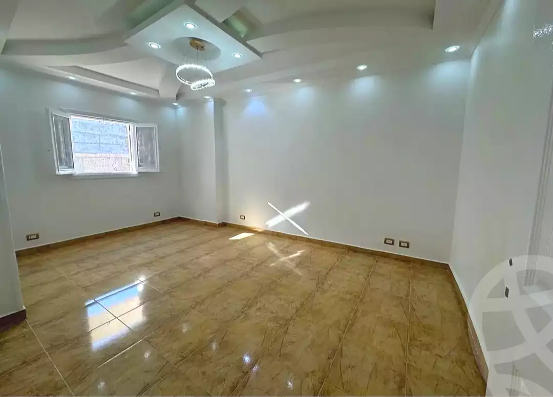 https://aqarmap.com.eg/ar/listing/7208579-for-sale-alexandria-sydy-bshr-sydy-bshr-bhry-shr-mhmwd-l-yswy