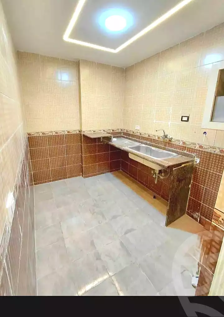 https://aqarmap.com.eg/ar/listing/7208623-for-sale-alexandria-sydy-bshr-sydy-bshr-bhry-shr-mhmwd-l-yswy