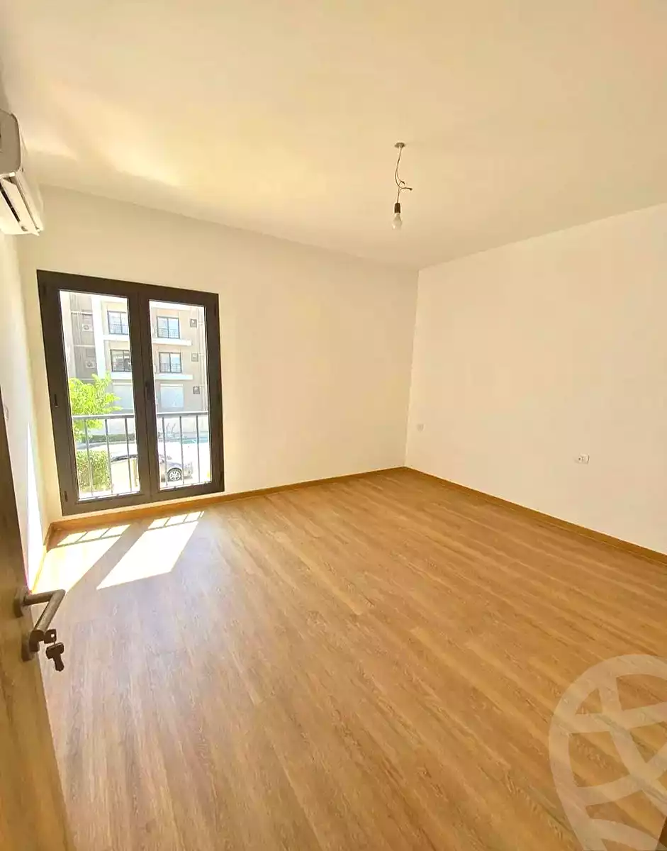 https://aqarmap.com.eg/en/listing/7208754-for-sale-cairo-new-cairo-compounds-fifth-square
