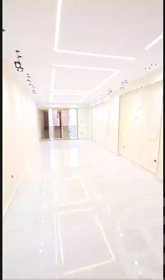https://aqarmap.com.eg/ar/listing/7208775-for-sale-alexandria-sydy-bshr-sydy-bshr-bhry-street-17