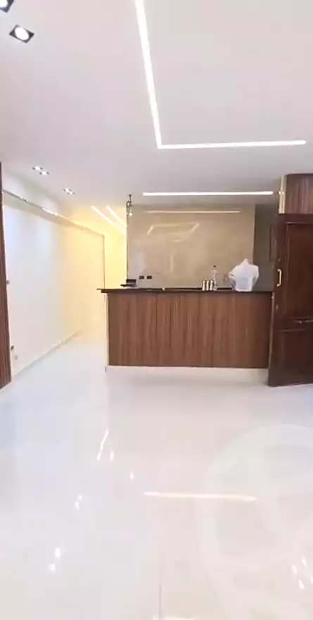 https://aqarmap.com.eg/ar/listing/7208775-for-sale-alexandria-sydy-bshr-sydy-bshr-bhry-street-17