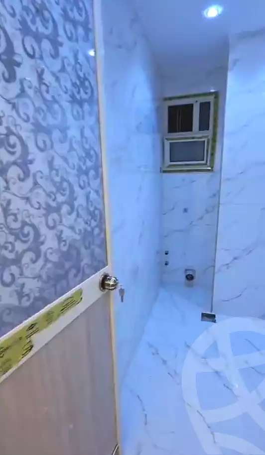 https://aqarmap.com.eg/ar/listing/7208775-for-sale-alexandria-sydy-bshr-sydy-bshr-bhry-street-17