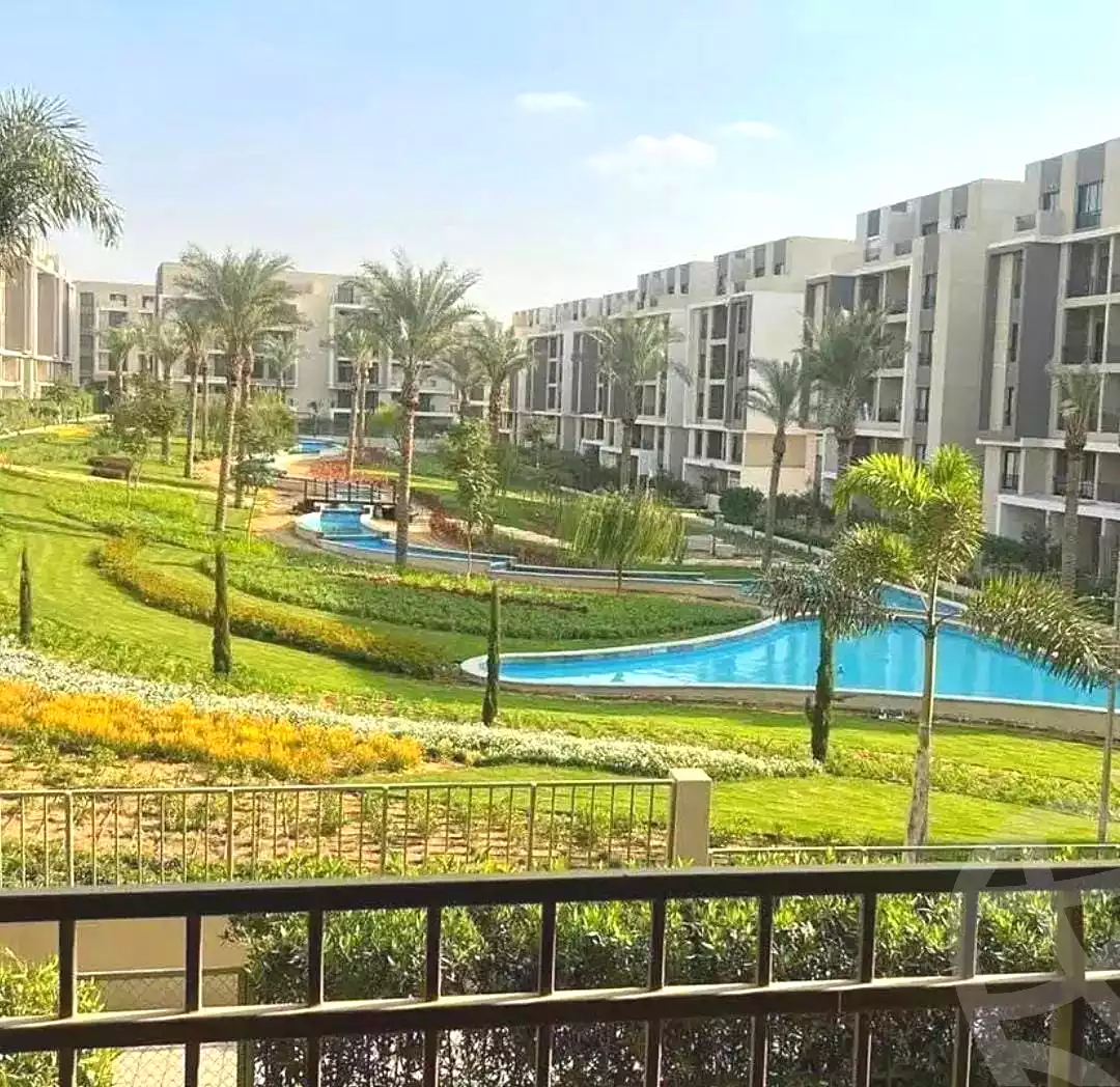 https://aqarmap.com.eg/en/listing/7208771-for-sale-cairo-new-cairo-compounds-fifth-square