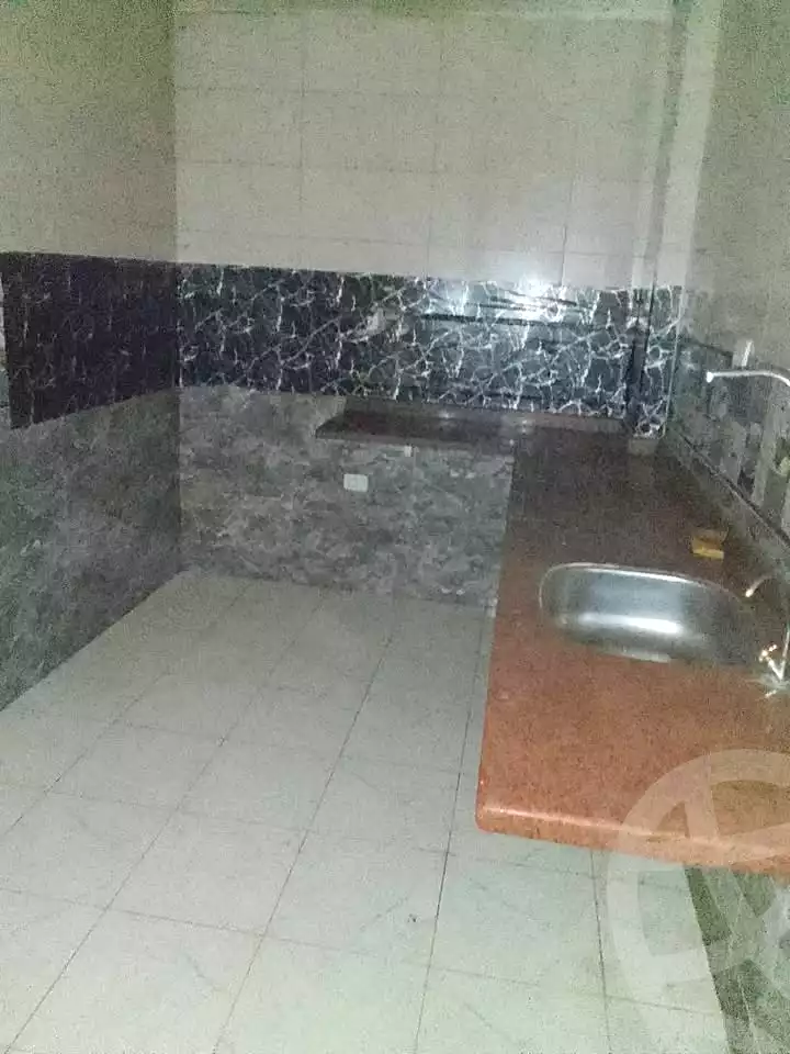 https://aqarmap.com.eg/en/listing/7208851-for-rent-alexandria-new-miami-eskot